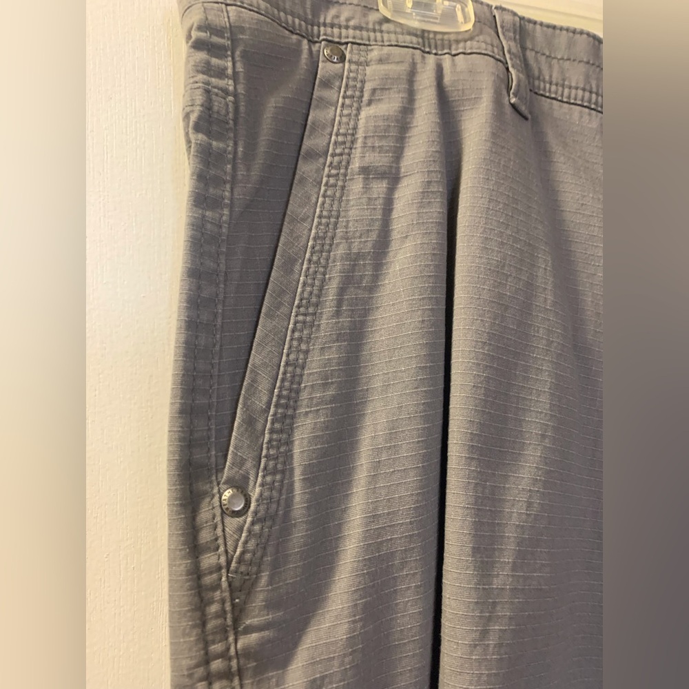 🌟 Men’s Weatherproof Ripstop Expedition Shorts with Pockets - Picture 3 of 6